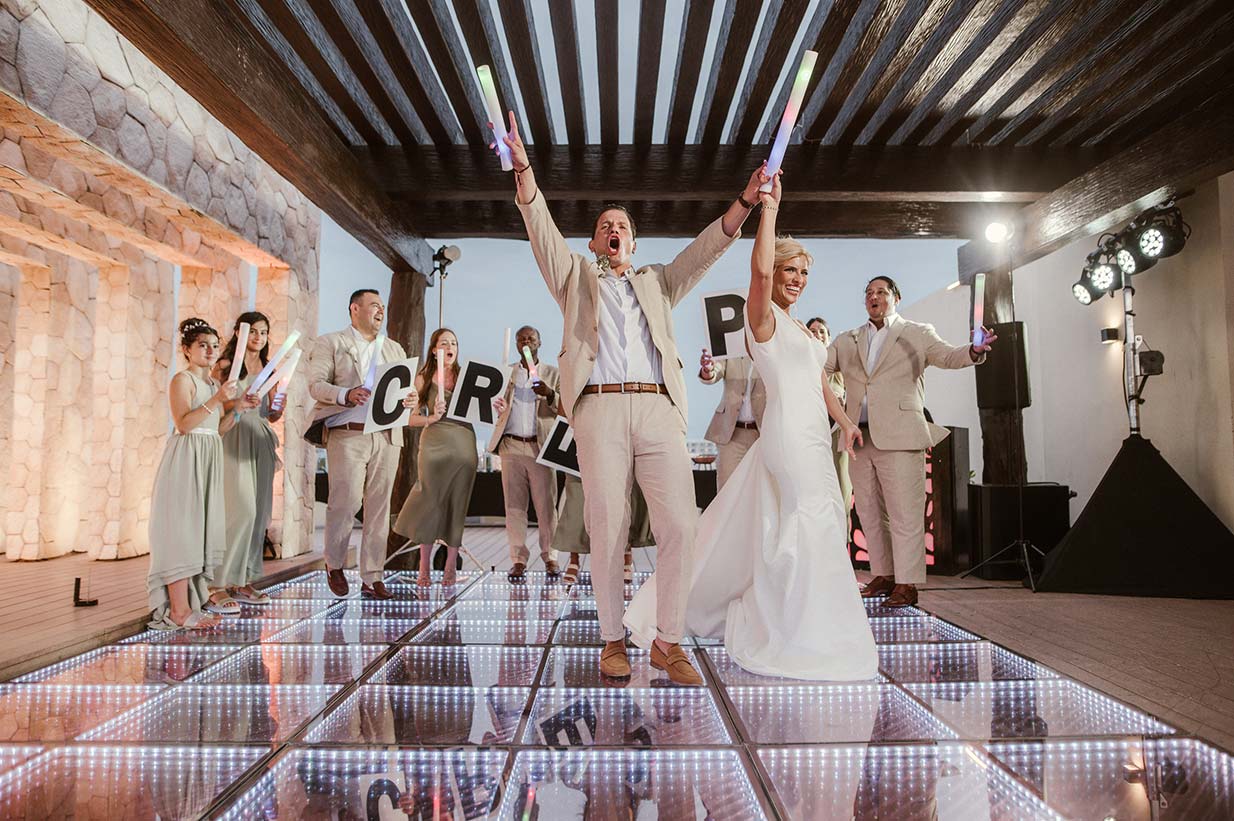 Destination-Wedding-Mhia-and-Mitchell-Hotel-Royalton-Riviera-Cancun-680